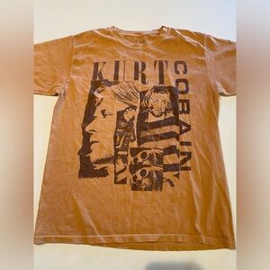 Kurt Cobaine shirt